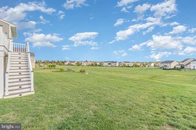 $530,000 | 584 Smoke House Drive, Mechanicsburg, PA 17055