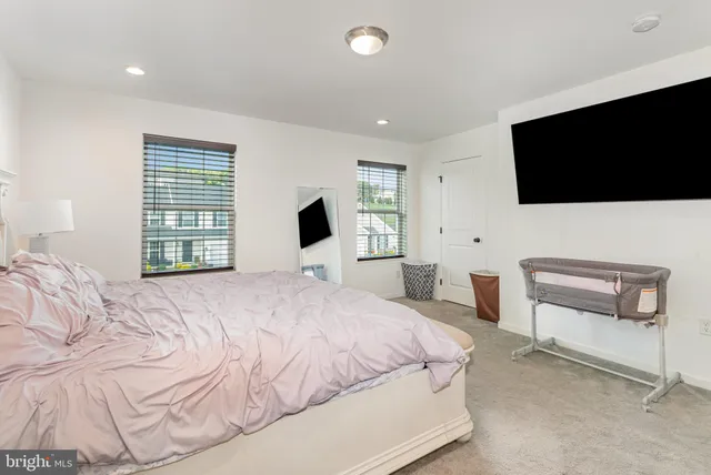 $530,000 | 584 Smoke House Drive, Mechanicsburg, PA 17055