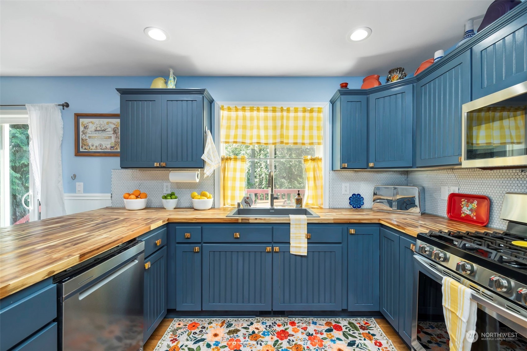 9630 Dishman Road Northwest Bremerton, WA 98312 - Photo 10 of 38