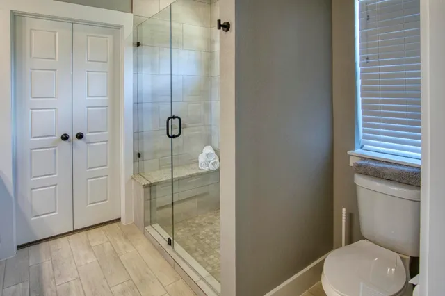 $299,999 | 1112 Greenhill Drive, Canyon Lake, TX 78133