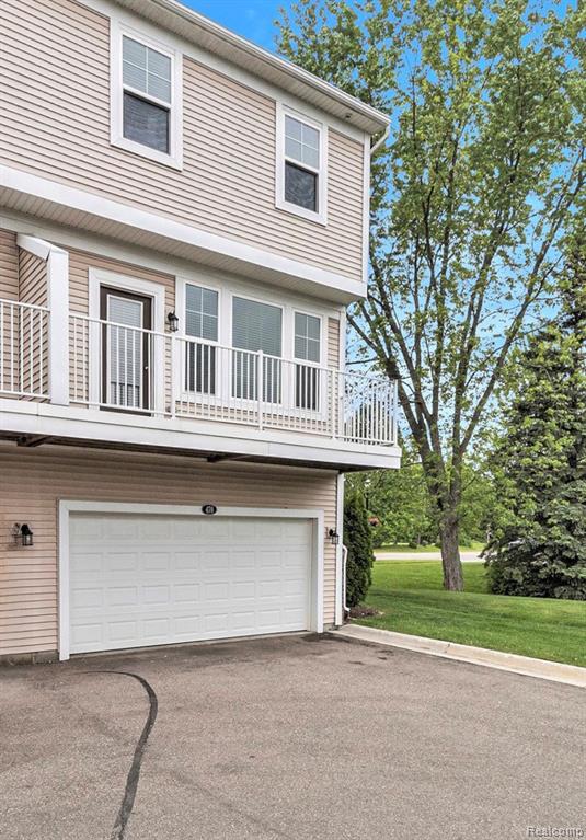 478 North Wixom Road Wixom, MI 48393 - Photo 21 of 26