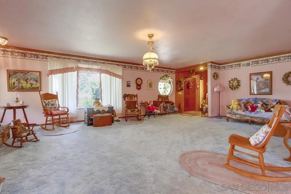 9905 Vista Viejas Road Alpine, CA 91901 - Photo 8 of 20 Gallery Image 8