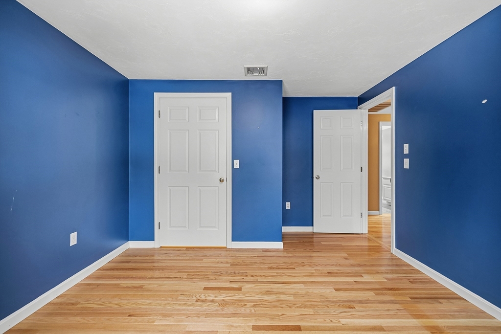 86 Hunter Road Uxbridge, MA 01569 - Photo 20 of 34 a view of empty room