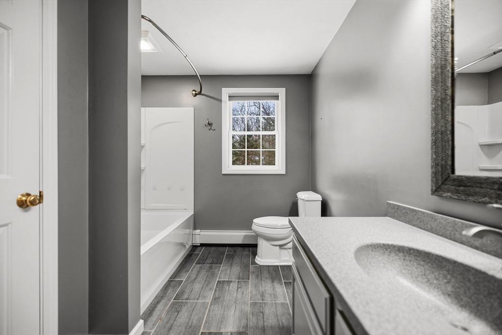 86 Hunter Road Uxbridge, MA 01569 - Photo 22 of 34