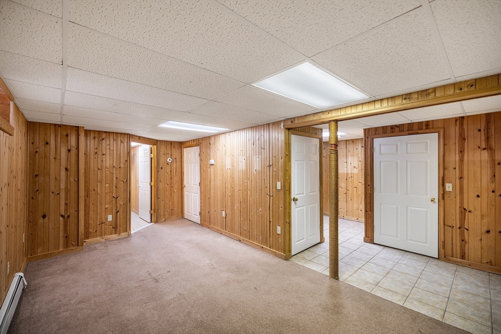 86 Hunter Road Uxbridge, MA 01569 - Photo 23 of 34 a view of an empty room