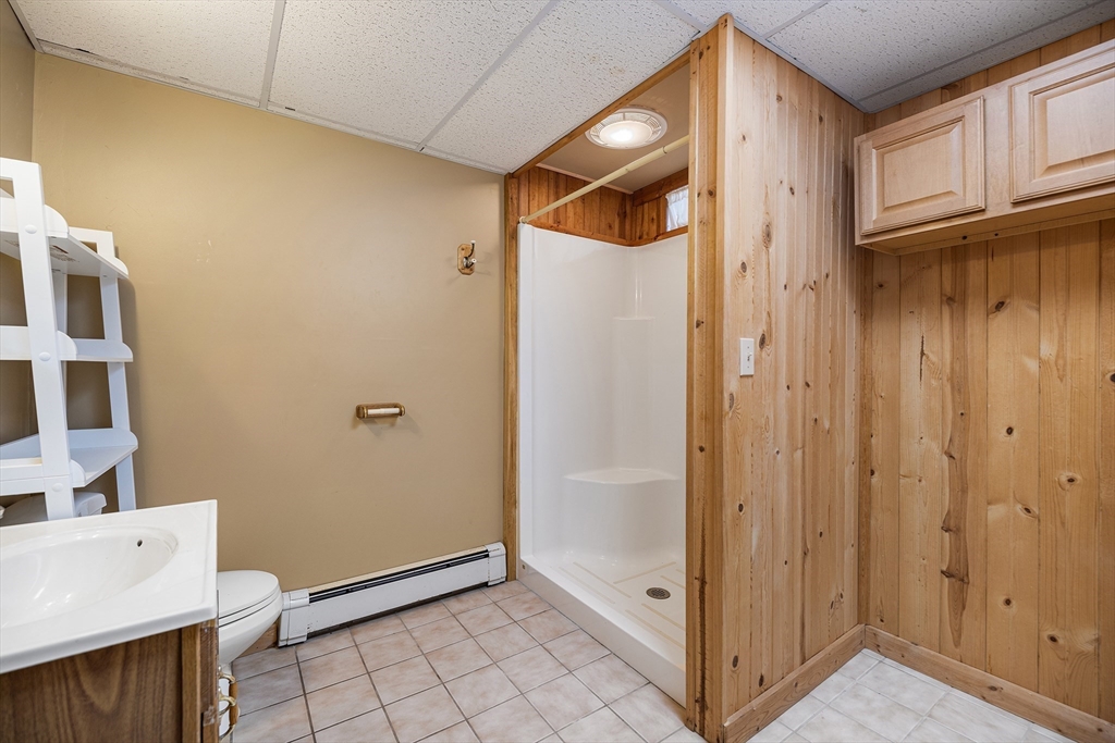 86 Hunter Road Uxbridge, MA 01569 - Photo 24 of 34 a view of an empty room