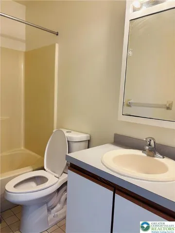 $1,600 | 203 East Emmaus Avenue, Allentown, PA 18103