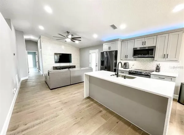 $2,500 | 18505 3rd Avenue, Orlando, FL 32820