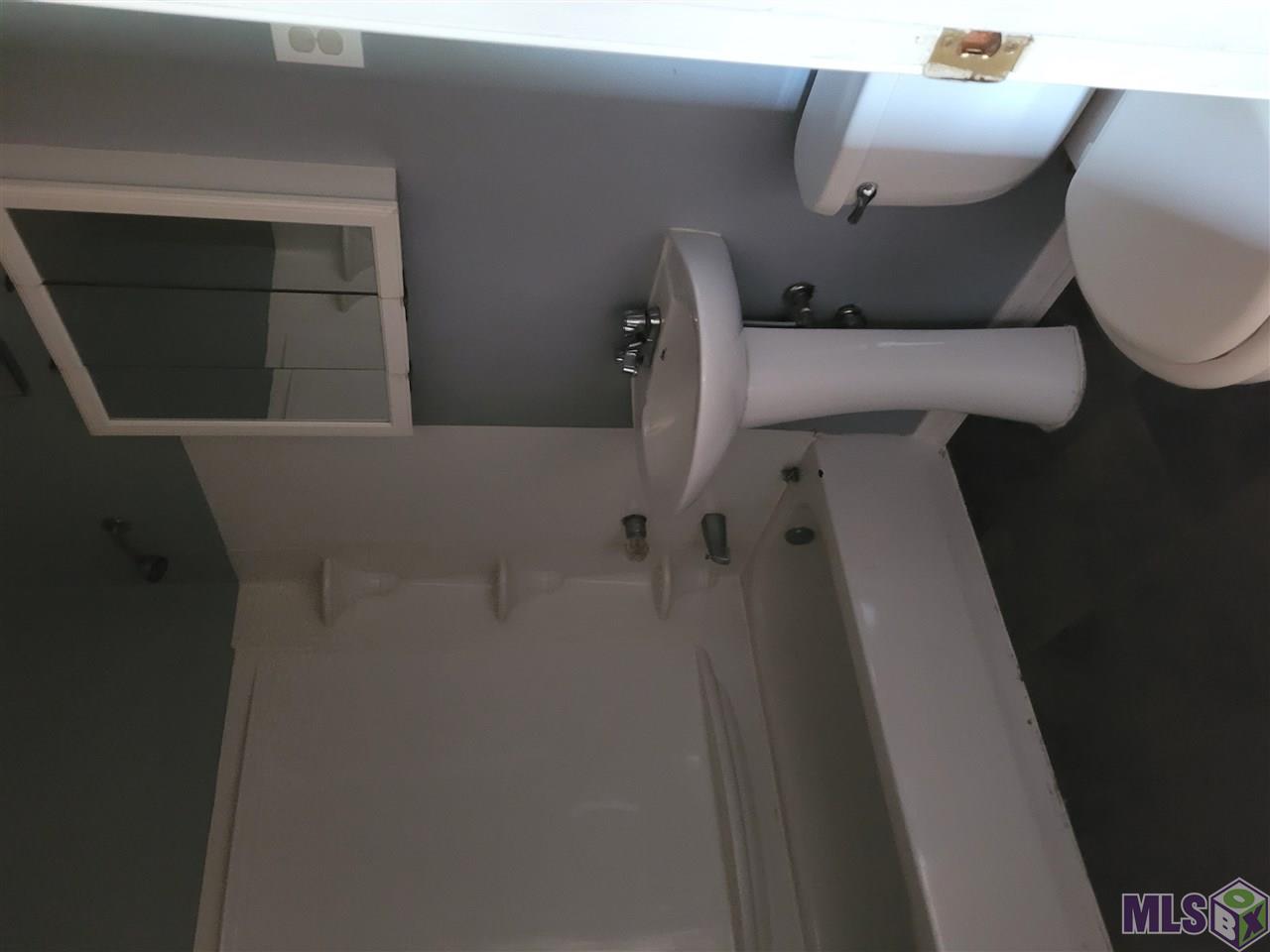 3066 Cedarcrest Avenue Baton Rouge, LA 70816 - Photo 3 of 5 Gallery Image 3