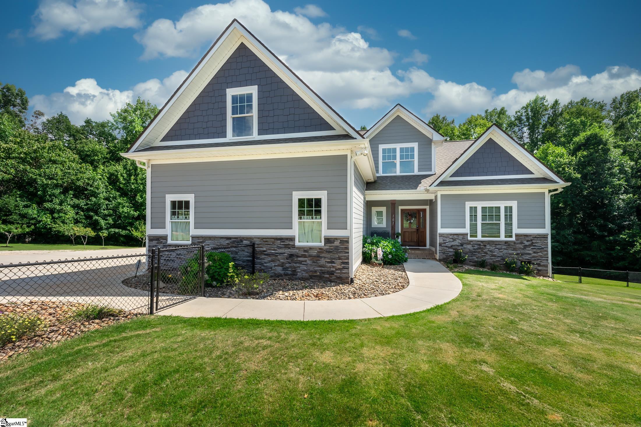 161 Hickory Road Williamston, SC 29697 - Photo 3 of 36