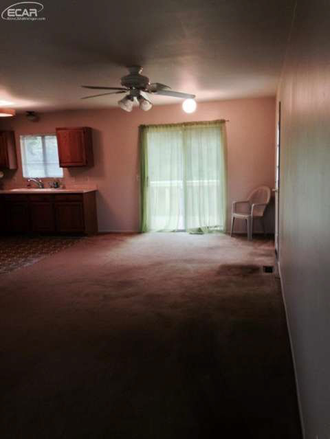 8199 Denton Hill Road Fenton, MI 48430 - Photo 6 of 10 20446483-5.JPG