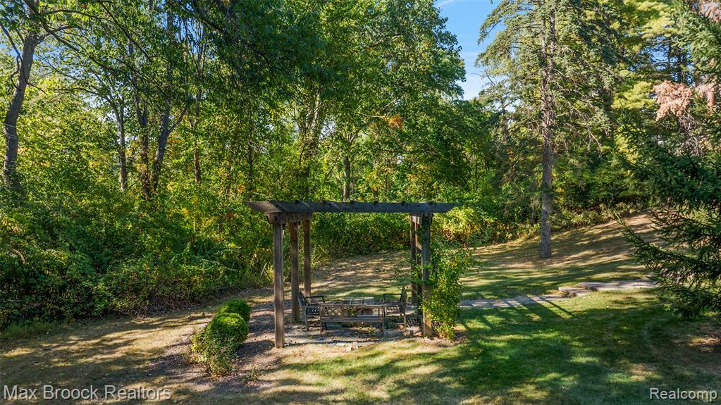1111 Trowbridge Road Bloomfield Hills, MI 48304 - Photo 37 of 39 Gallery Image 37