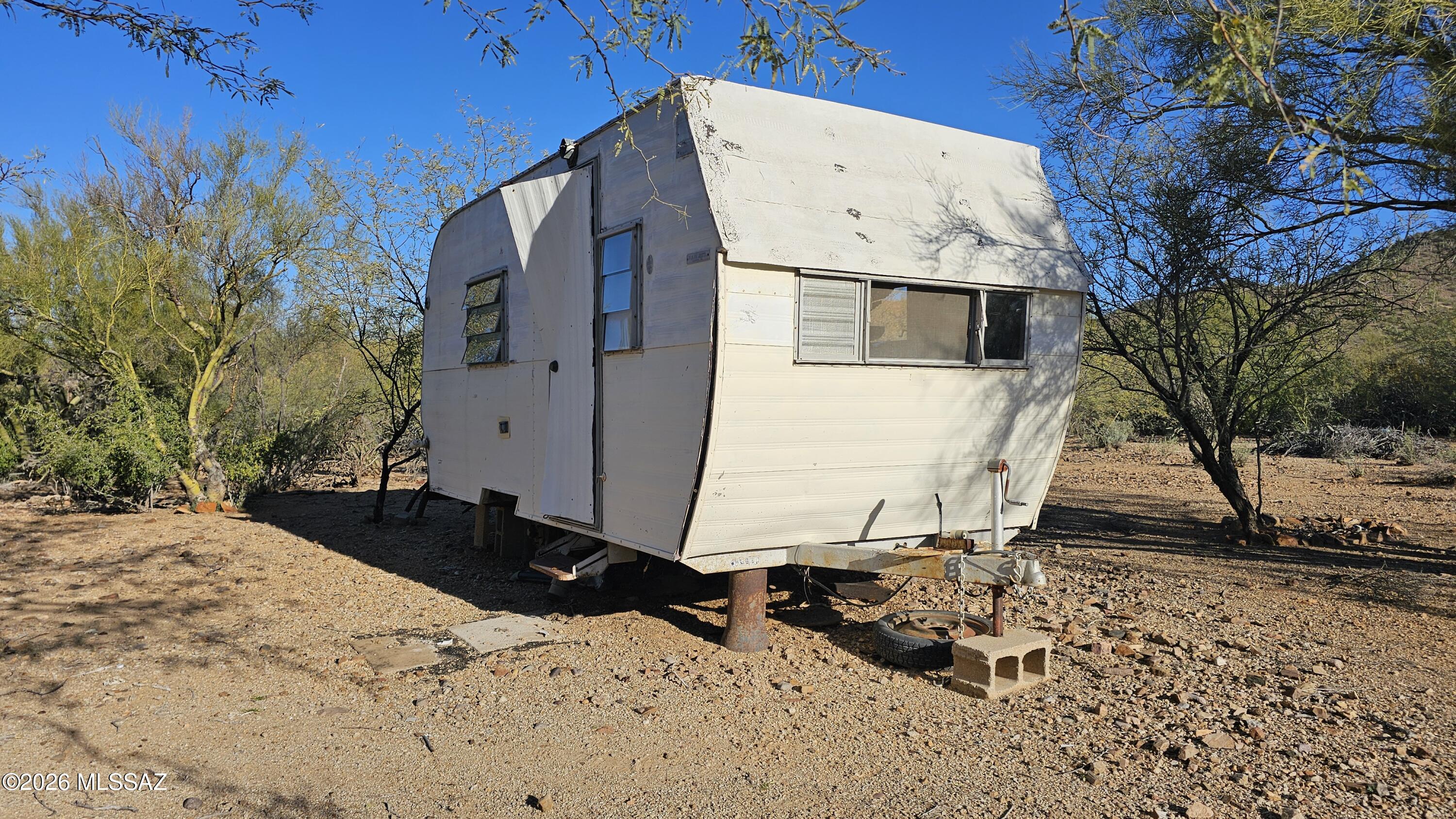 7430 West Bopp Road Tucson, AZ 85735 - Photo 35 of 37 Personal Property on site