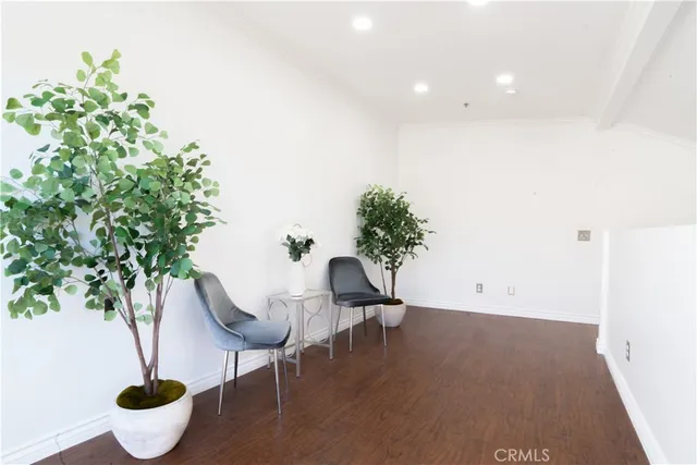 $499,000 | 13801 Oxnard Street, Unit 202, Van Nuys, CA 91401