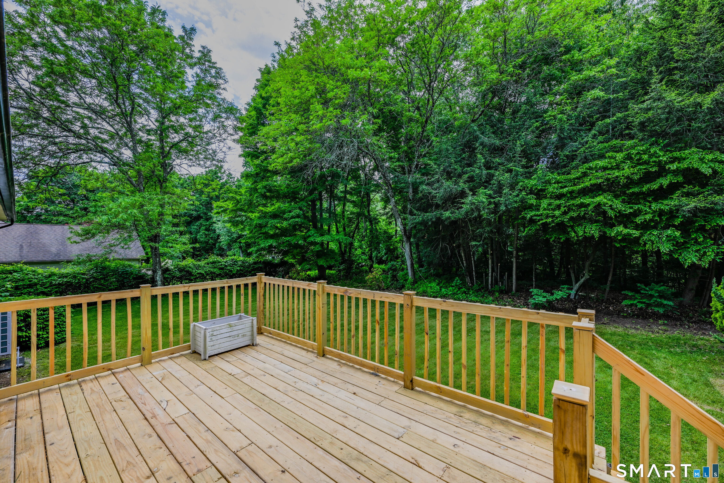 31 Hollow Brook Road Windsor, CT 06095 - Photo 32 of 40