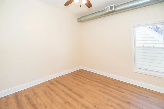 $4,200 | 1032 West Dakin Street, Unit 2A, Chicago, IL 60613