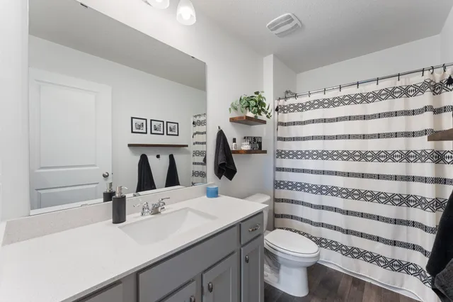 $489,000 | 1821 Dauwalter Circle, Carver, MN 55315