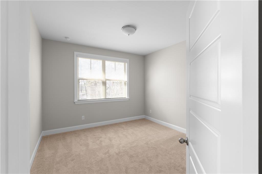 1833 Hislop Lane Atlanta, GA 30345 - Photo 22 of 39
