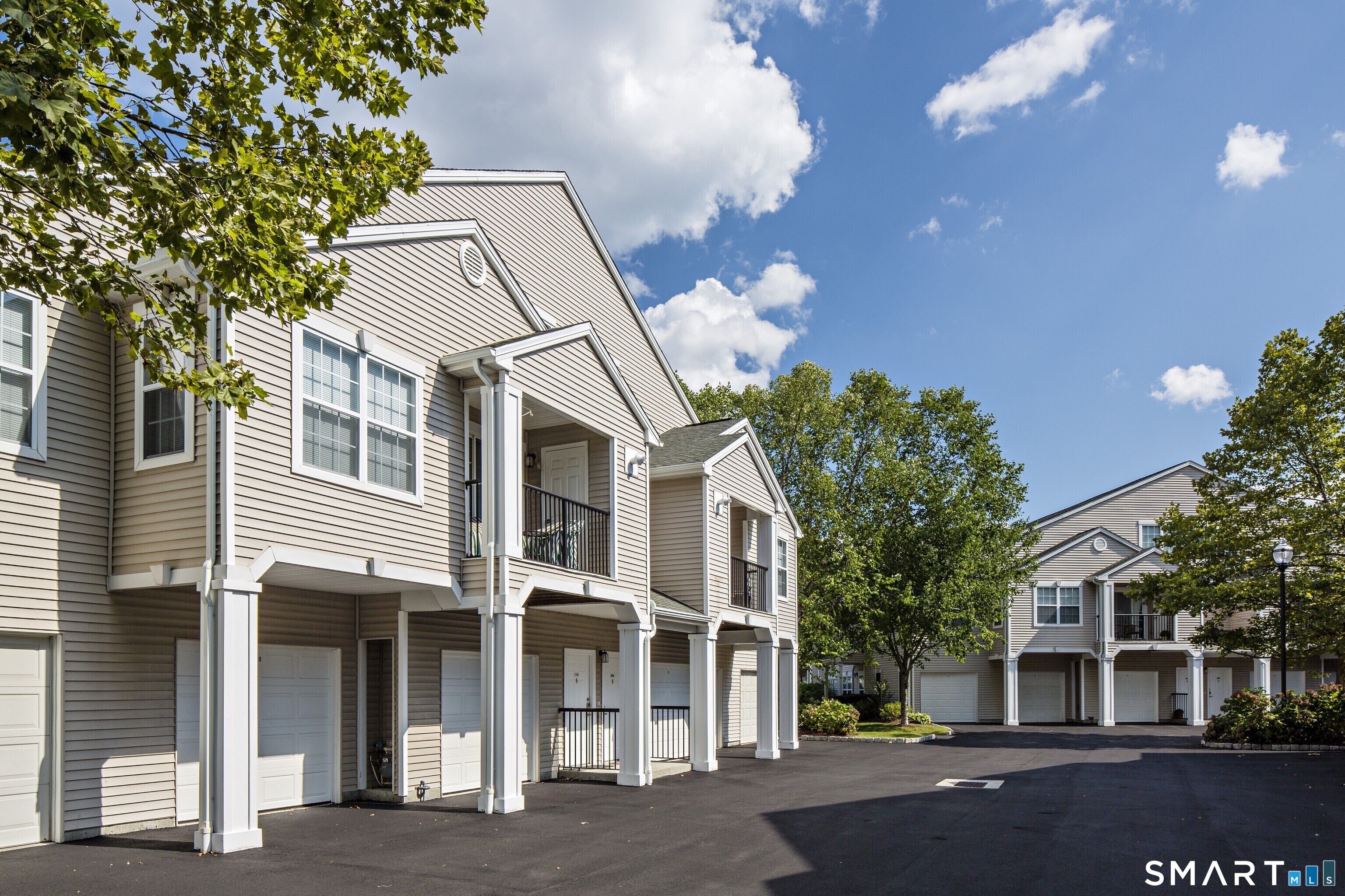 23 River Road, Unit 2102 Weston, CT 06883 - Photo 10 of 29