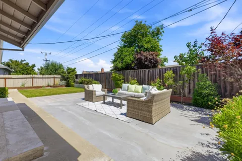 $2,288,000 | 1676 Ebbetts Drive, Campbell, CA 95008