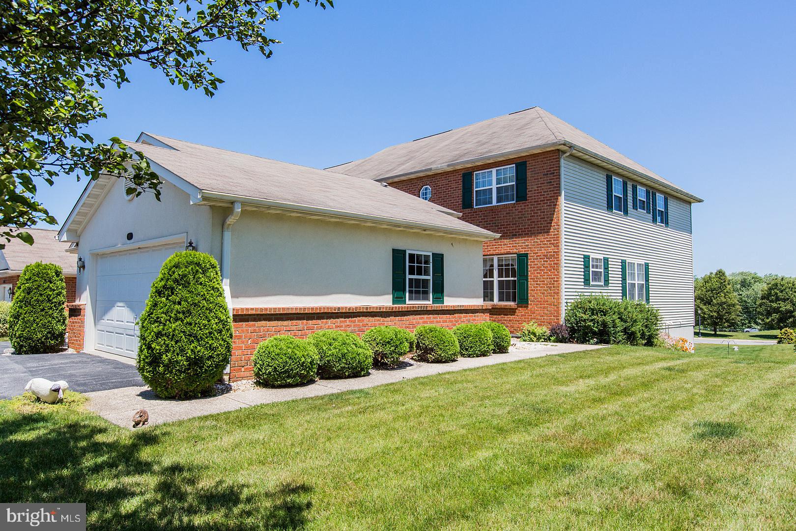 110 Sutherland Road Lancaster, PA 17603 - Photo 2 of 58 Gallery Image 2