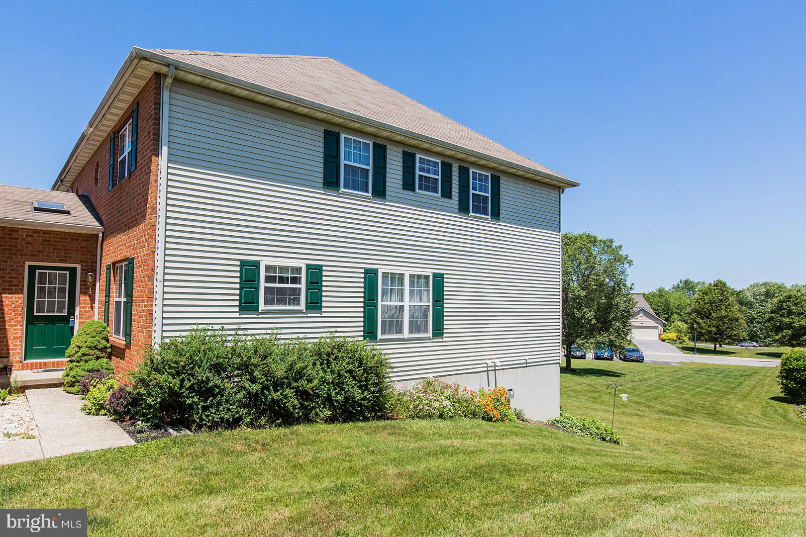 110 Sutherland Road Lancaster, PA 17603 - Photo 5 of 58 Gallery Image 5