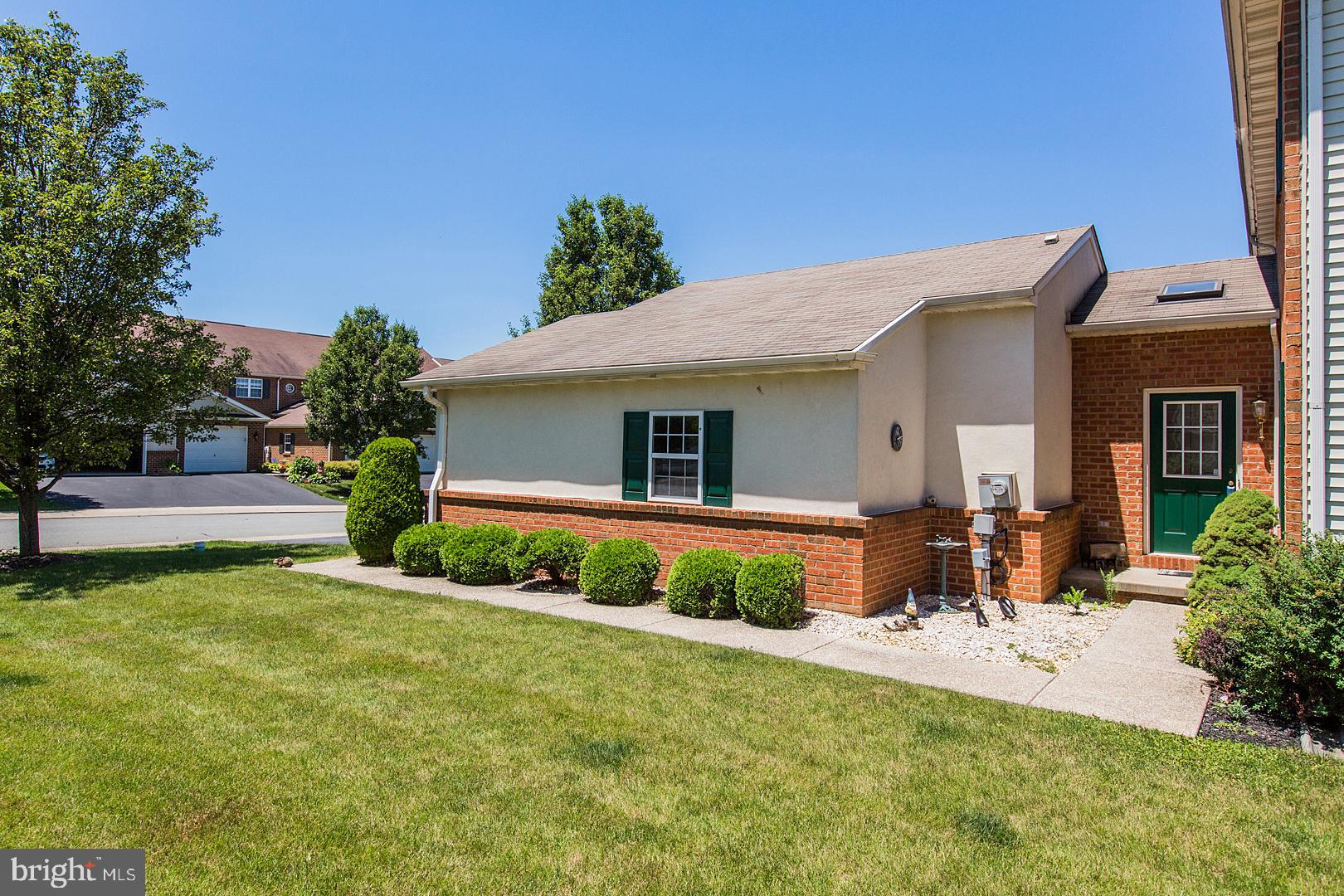 110 Sutherland Road Lancaster, PA 17603 - Photo 6 of 58 Gallery Image 6