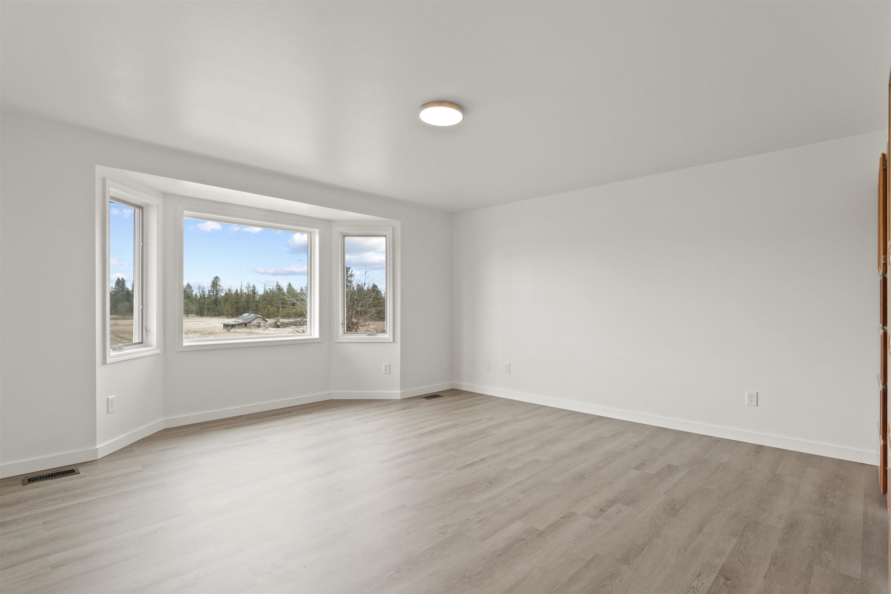 5704 West Garden Springs Road Spokane, WA 99224 - Photo 15 of 33
