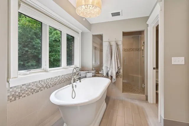 $2,895,000 | 20715 Linwood Road, Deephaven, MN 55331