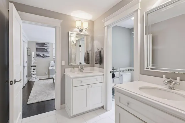 $2,895,000 | 20715 Linwood Road, Deephaven, MN 55331