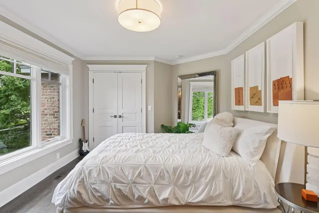 $2,895,000 | 20715 Linwood Road, Deephaven, MN 55331