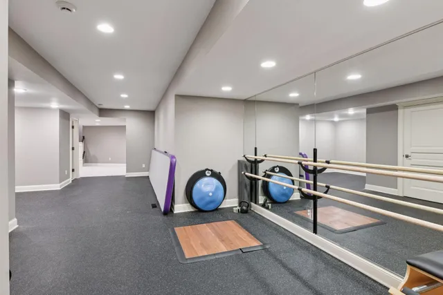 $2,895,000 | 20715 Linwood Road, Deephaven, MN 55331