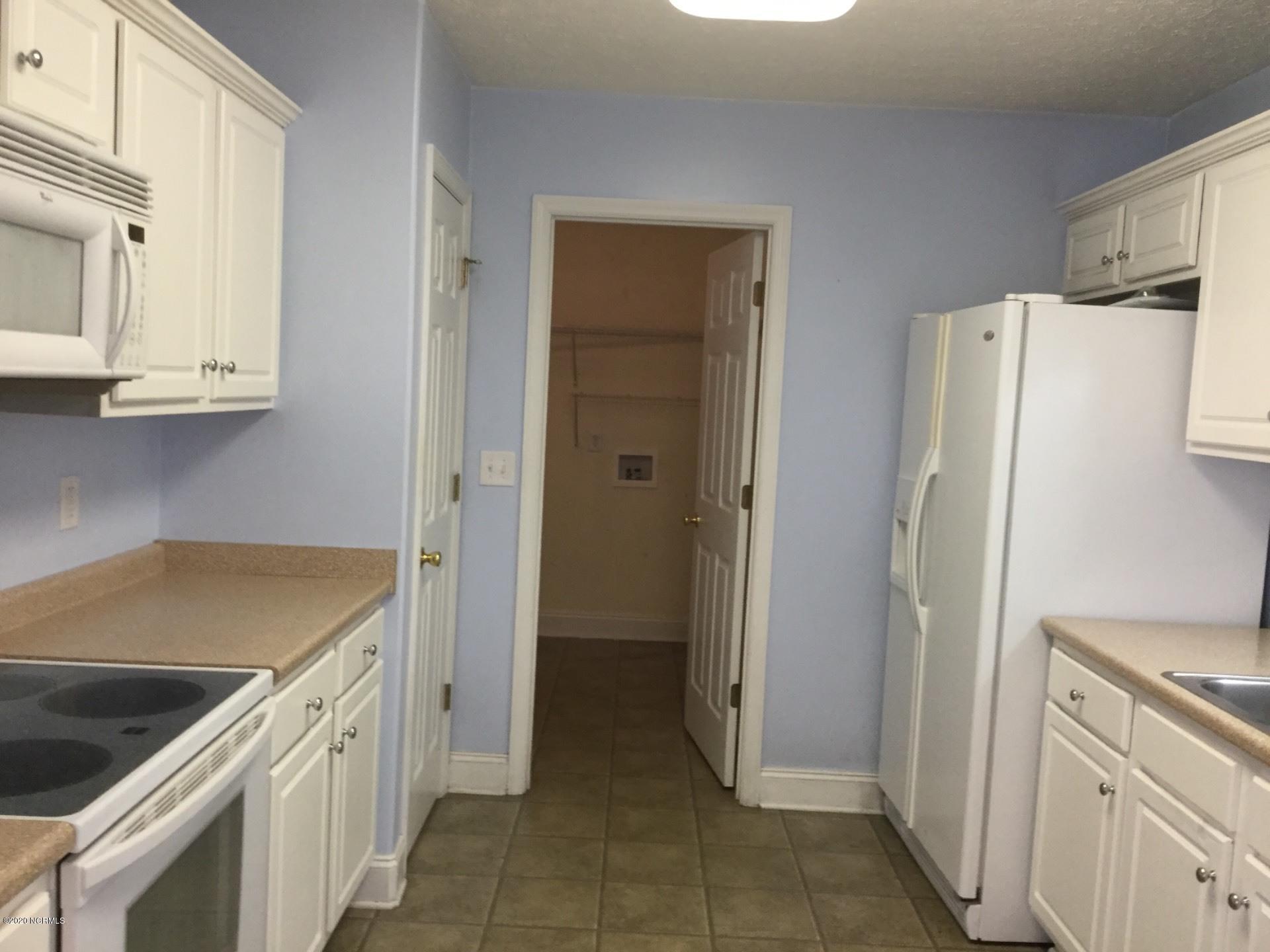 115 Manchester Road Havelock, NC 28532 - Photo 11 of 17 Laundry Room