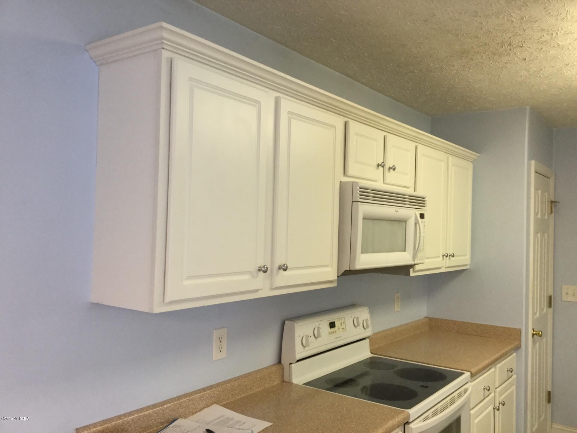115 Manchester Road Havelock, NC 28532 - Photo 7 of 17 Kitchen flat top