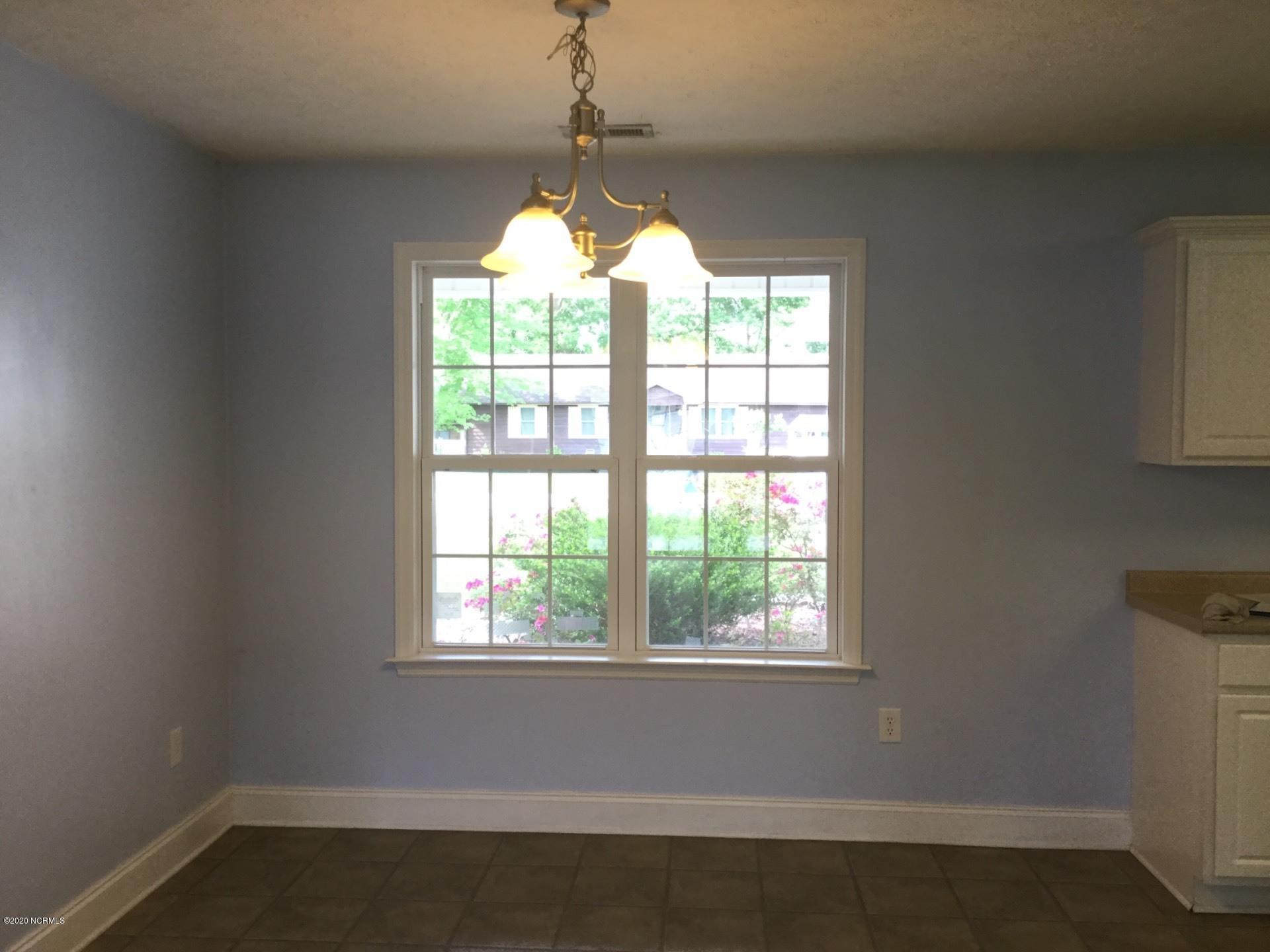 115 Manchester Road Havelock, NC 28532 - Photo 10 of 17 Kitchenette