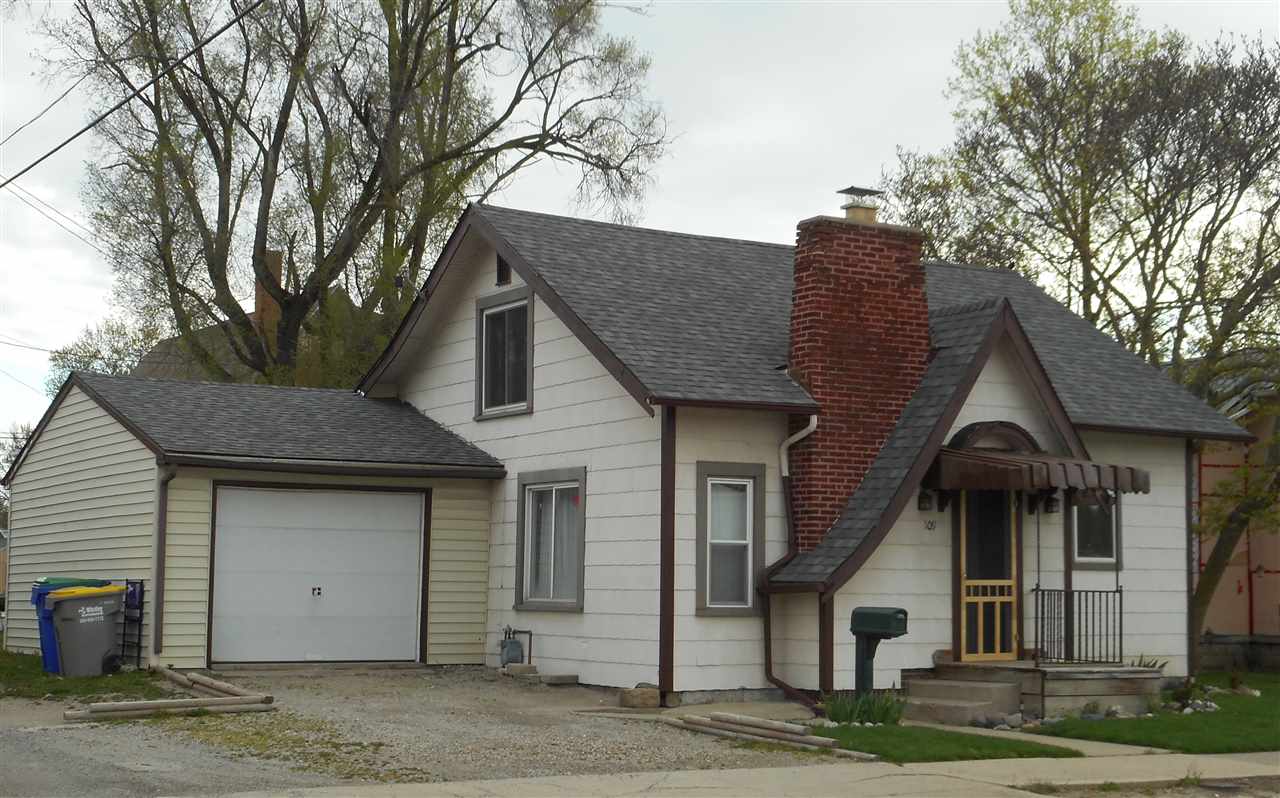 109 East Oak Street Butler, IN 46721 - Photo 3 of 24