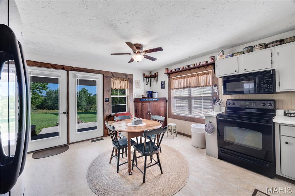 2302 Berkemeyer Road Hermann, MO 65041 - Photo 15 of 73