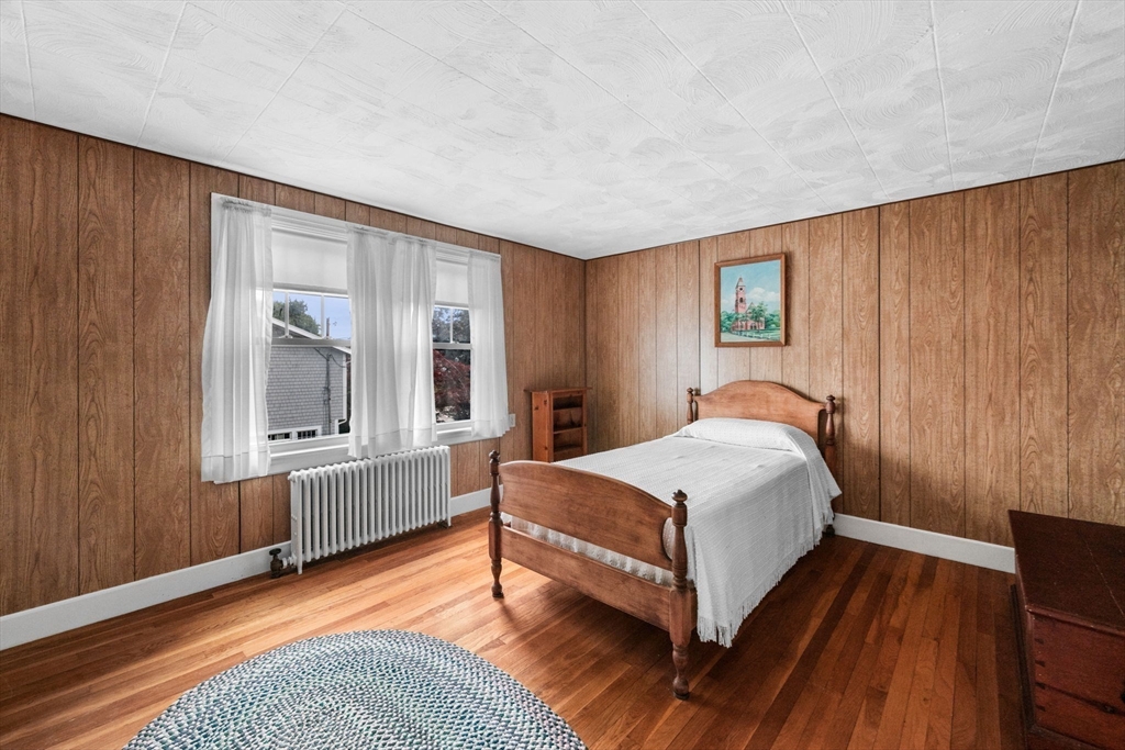 10 Shepard Street Marblehead, MA 01945 - Photo 26 of 42 a bed room with a bed and a window