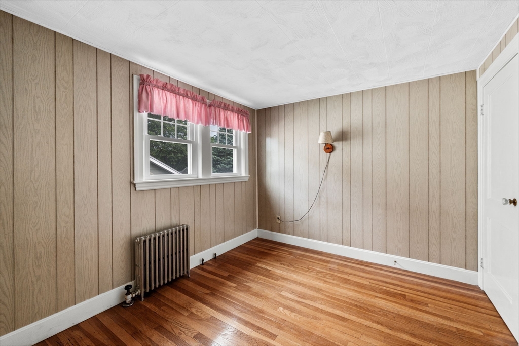 10 Shepard Street Marblehead, MA 01945 - Photo 34 of 42 a view of a livingroom with wooden floor and a window