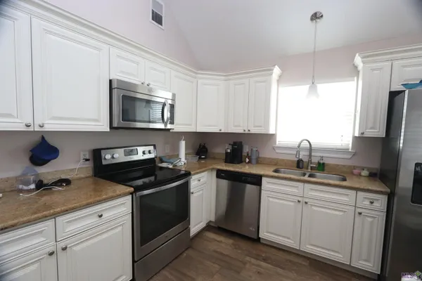 $315,000 | 192 Walnut Lane, Grand Isle, LA 70358