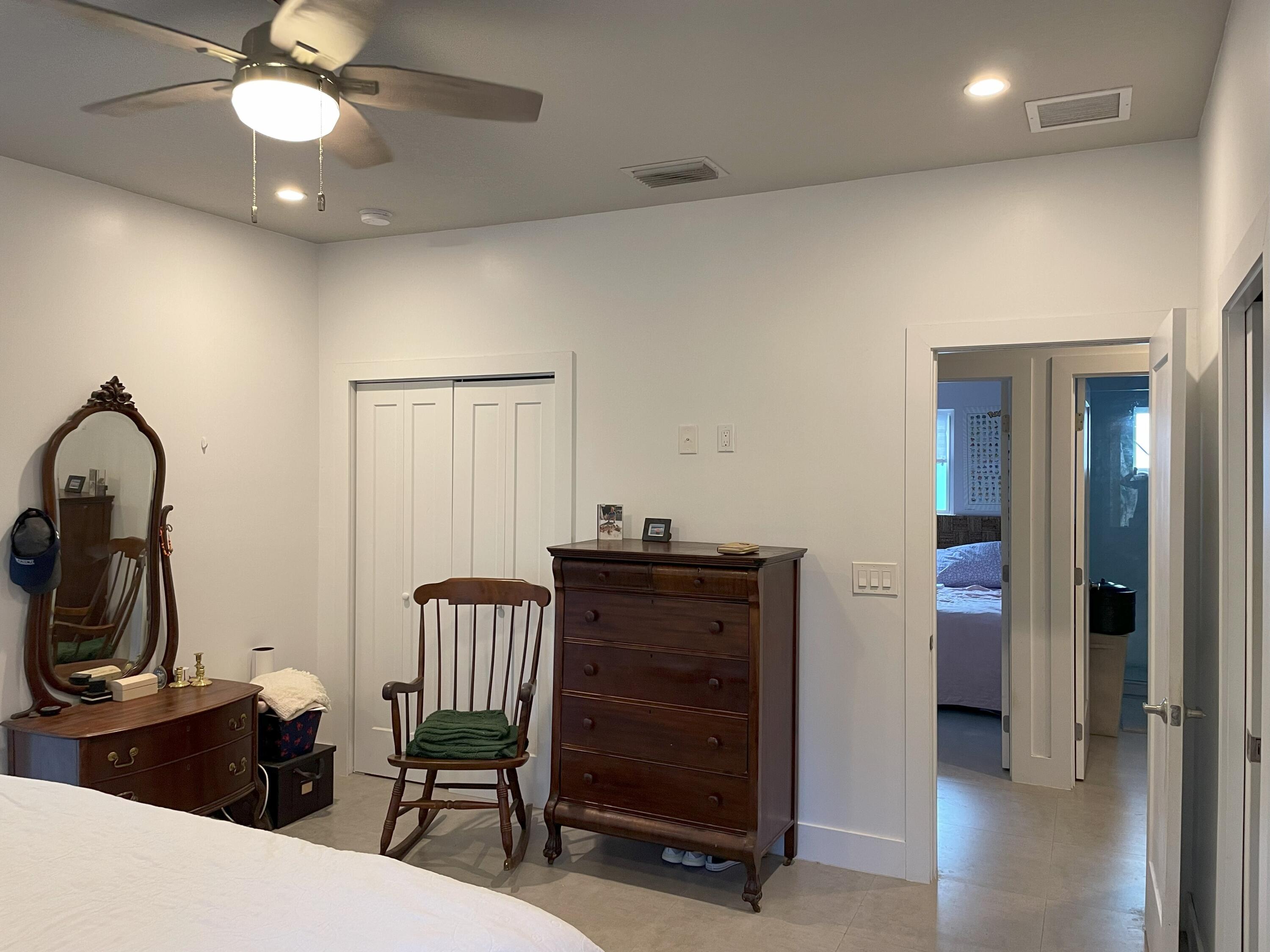 8 Bowen Drive Key Largo, FL 33037 - Photo 7 of 27 a living room with furniture and a flat screen tv