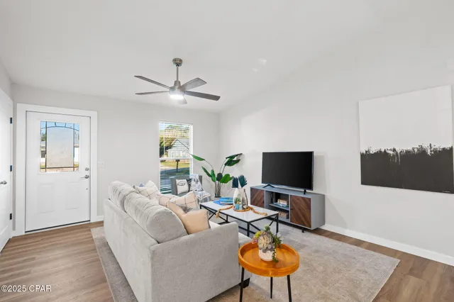 $299,900 | 2603 Cypress Street, Panama City Beach, FL 32408