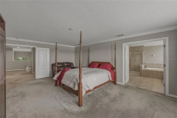 $549,000 | 10661 Pictorial Park Drive, Tampa, FL 33647