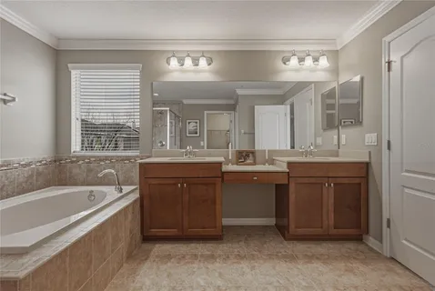 $535,000 | 10661 Pictorial Park Drive, Tampa, FL 33647