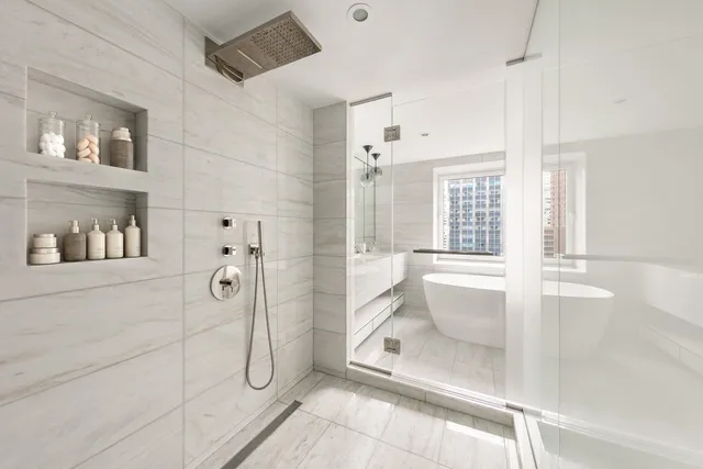 $7,195,000 | 135 West 52nd Street, Unit PH5S | Theater District