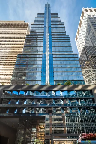 $7,195,000 | 135 West 52nd Street, Unit PH5S | Theater District
