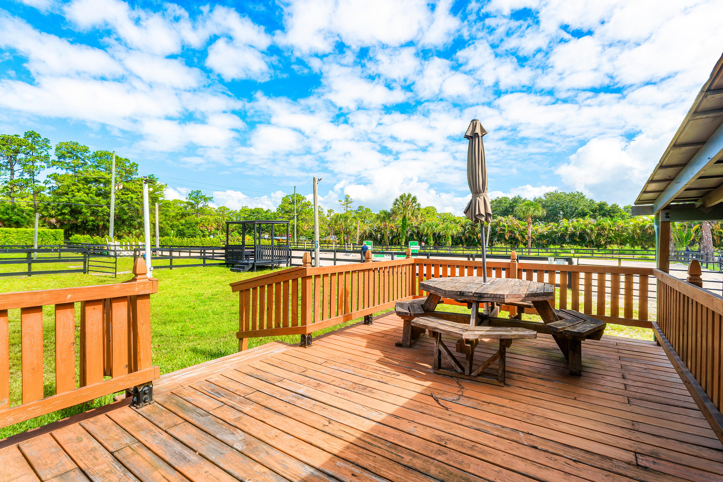 1350 C Road Loxahatchee Groves, FL 33470 - Photo 28 of 29 Viewing Deck