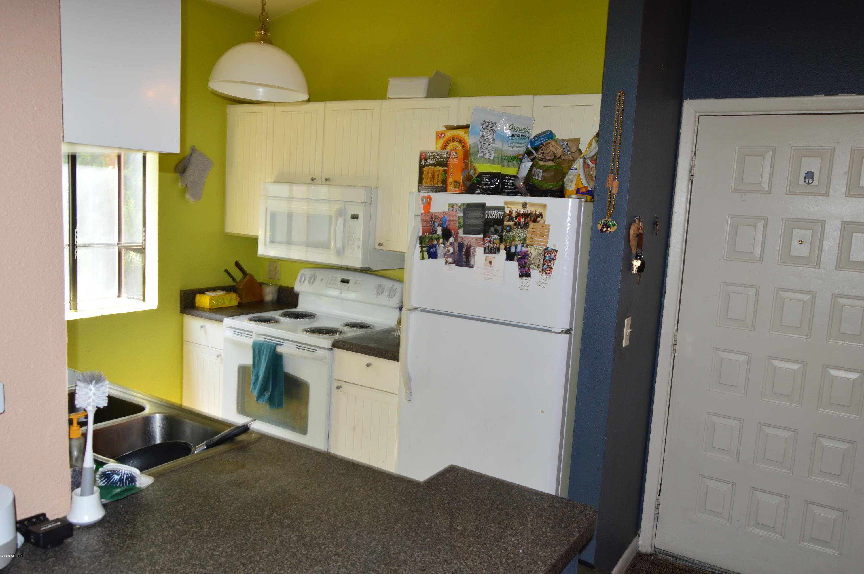 747 South Ext Road, Unit 217 Mesa, AZ 85210 - Photo 5 of 29 Kitchen