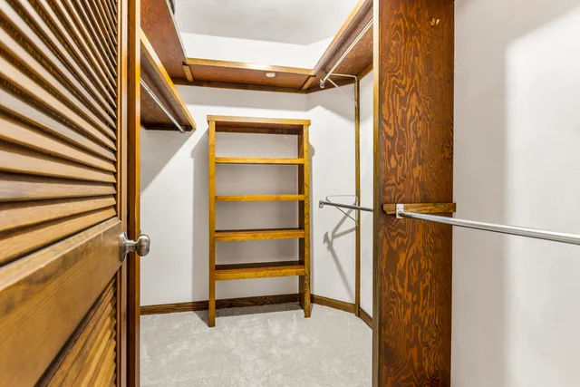 $649,000 | 15833 East B Avenue, Augusta, MI 49012