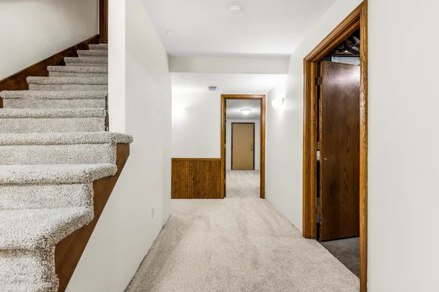 $649,000 | 15833 East B Avenue, Augusta, MI 49012